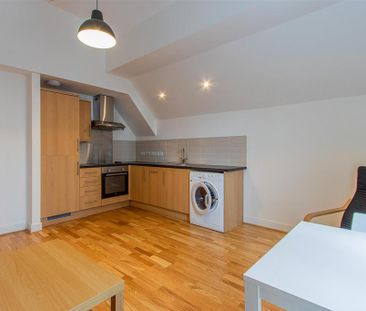 2 bedroom flat to rent - Photo 6