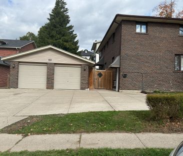For Lease - 60 Scott Street, Brampton, Ontario - Photo 1