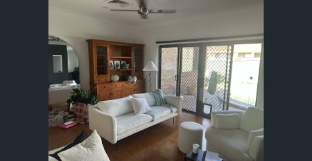 Spacious 4-Bedroom Family Home with Pool in Wishart - Photo 3