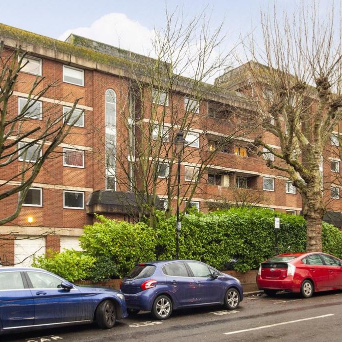 3 bedroom flat to rent - Photo 1