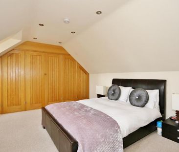 5 bedroom terraced house to rent - Photo 3