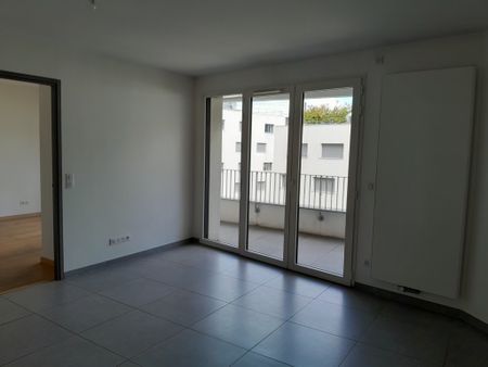 Location Appartement 2 pièces 40m² ANNECY 74000 - Photo 2