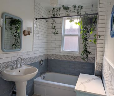 For Lease - 1239 College Street Unit# 2nd Flr, Toronto, Ontario - Photo 5