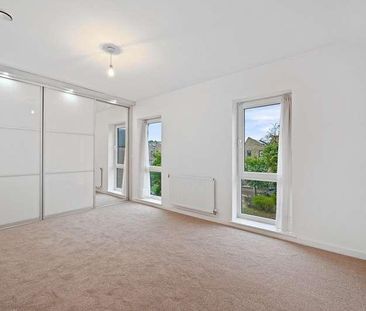 Sandpiper Drive, Harrow, HA2 - Photo 1