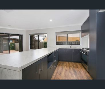 6 Eisenhauer Drive, Thurgoona, NSW 2640 - Photo 6
