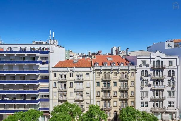 Avenida Miguel Bombarda, Lisbon, Lisbon 1050-162 - Photo 1