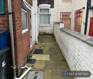 1 bedroom in a house share to rent - Photo 6