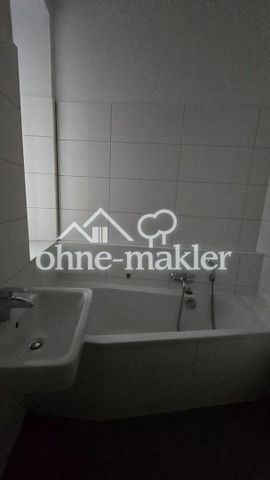 2- Zimmer-Wohnung in Schönebecker Straße 35 – saniert mit Balkon und modernem Bad! - Foto 4