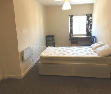 3 bedroom apartment to rent - Photo 2