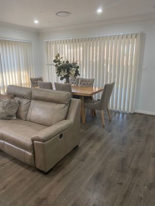 Kellyville - Photo 1