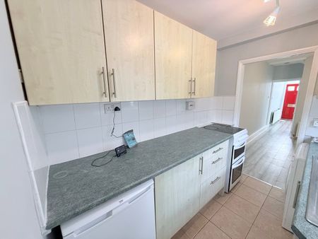Rossington Road, Nottingham, NG2, Property for rent - Photo 3