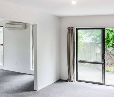 Newly Renovated Three Bedroom Home - Photo 2