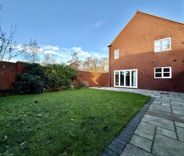 Hartford Crescent, Preston - Photo 3