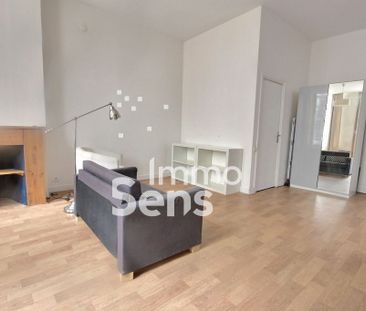 Location appartement - Lille République / Saint Michel - Photo 3