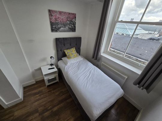 1 bedroom property to rent - Photo 1