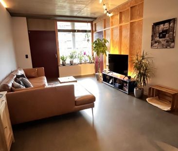 APPARTEMENT DE 2 PIÈCES À SCHLIEREN (ZH), MEUBLÉ, TEMPORAIRE - Photo 1