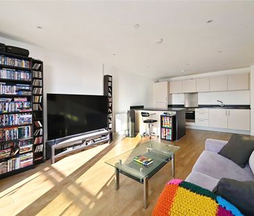 New Festival Avenue, Poplar, London, E14 flat to rent - Photo 2