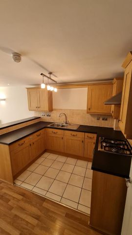 2 bedroom flat to rent - Photo 5