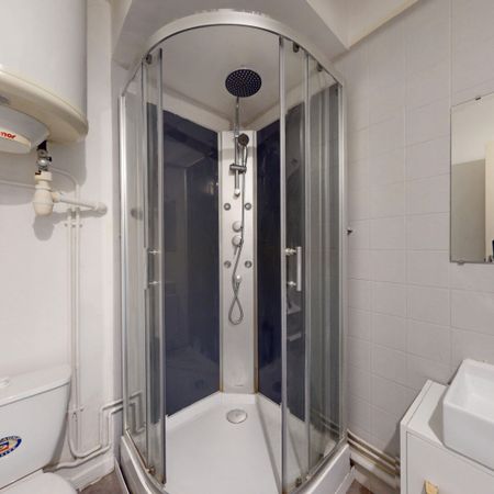Appartement T1 près de MOULINS à louer - Photo 4