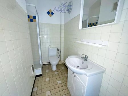 Location Appartement 2 pièces 27m² GIENS 83400 - Photo 4