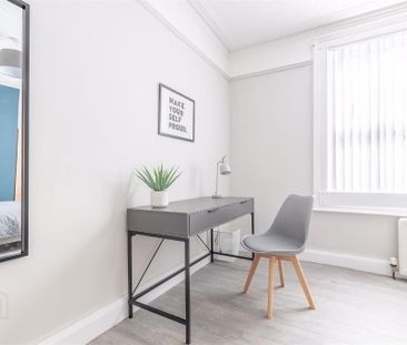 Room 2, 24 Windsor Avenue, Lurgan, Craigavon, BT67 9BG - Photo 4