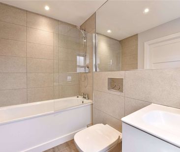 A beautifully finished two bedroom apartment, centrally located on ... - Photo 6