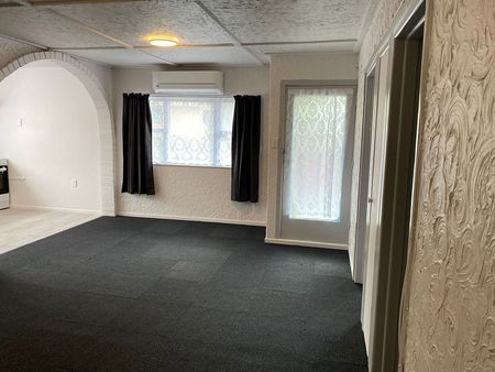 Rent reduced -Sunnyvale 2BR Unit with Parking! - Photo 3