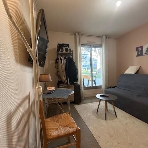 Location appartement 1 pièce 15.1 m2 à Tours - Photo 1