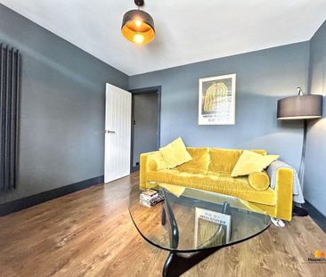 2 bedroom terraced house to rent - Photo 2