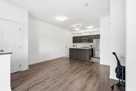 For Lease - 40 Jaguar Private Unit# E, Kanata, Ontario - Photo 2