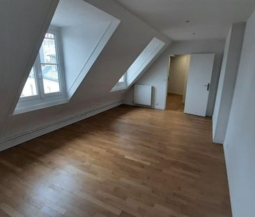 location Appartement T1 DE 36.95m² À PARIS - Photo 2