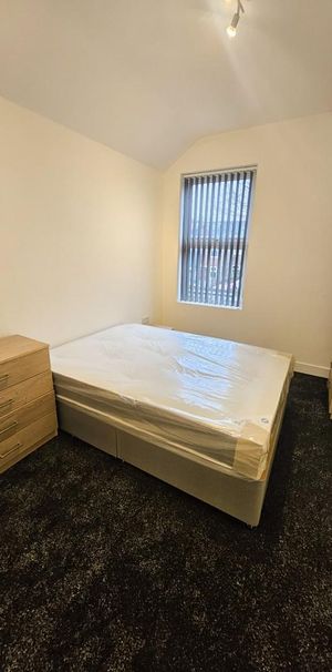 1 bedroom in a house share to rent - Photo 1