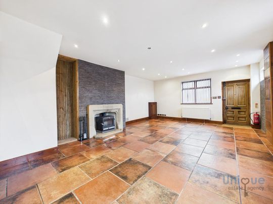 2 bedroom detached house to rent - Photo 1