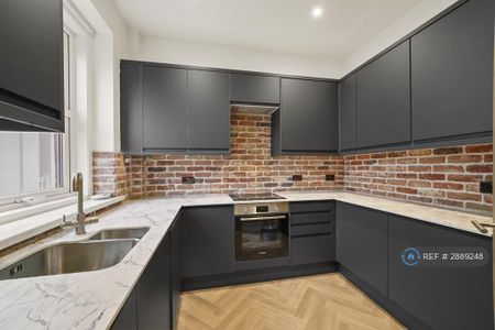 2 bedroom flat to rent - Photo 4
