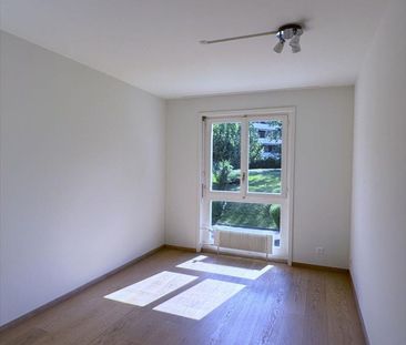 Sublime 4.5 room apartment with included underground parking space - Foto 6