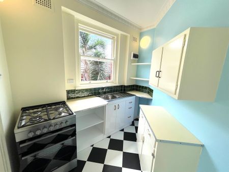 11/1 Benelong Crescent, Bellevue Hill NSW 2023 - Apartment For Rent | Domain - Photo 4