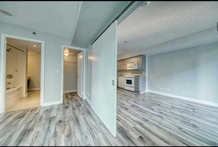For Lease - 21 Nelson Street Unit# 602, Toronto, Ontario - Photo 2