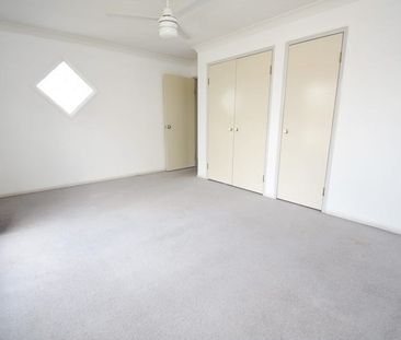 Charming Family Home in Dinmore - Photo 4