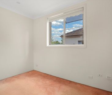 2/6 Myrtle Street, Leichhardt NSW 2040 - House For Rent | Domain - Photo 2