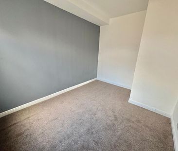 4 bedroom terraced house to rent - Photo 5