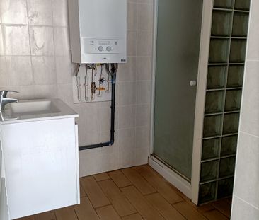 A LOUER : Appartement deux pièces place Maurice Fouque à CAEN - Photo 5