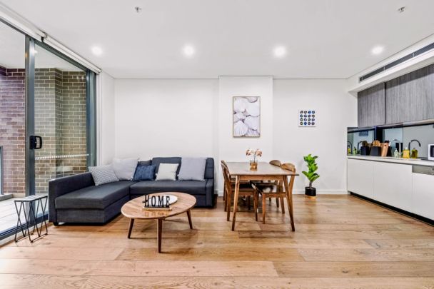 1 bed 1 bath*311 - Photo 1