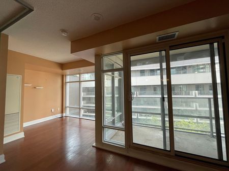 For Lease - 2191 Yonge Street Unit# 809, Toronto, Ontario - Photo 3