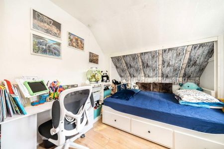 4 bedroom detached house to rent - Photo 5