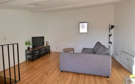 Appartement à louer 3 pièces • 54,20 m2 Marseille 2 - Photo 3