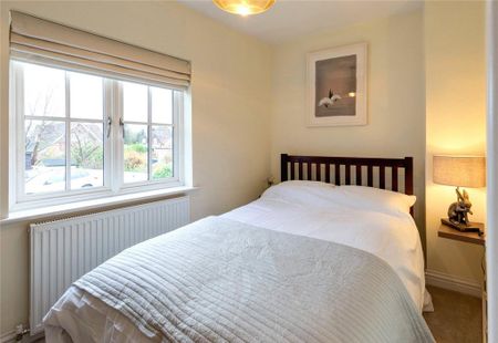 2 bedroom end of terrace house to rent - Photo 4