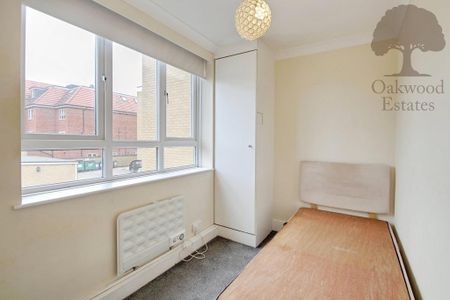 3 bedroom apartment to rent - Photo 3