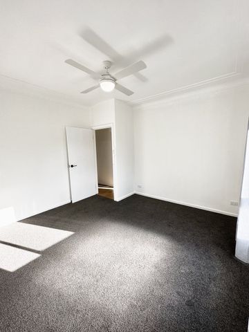 Creekfront, Single Level Family Home!! - Photo 4