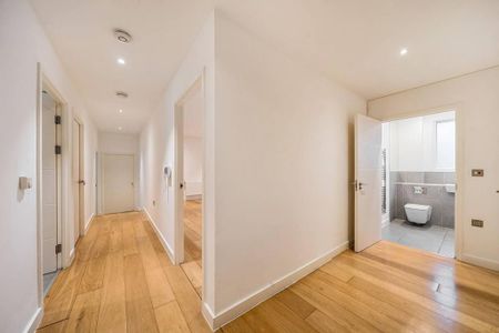 3 bedroom flat to rent - Photo 3