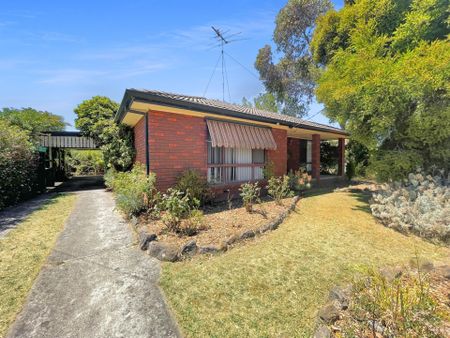 16 Marie Crescent, Wendouree - Photo 4